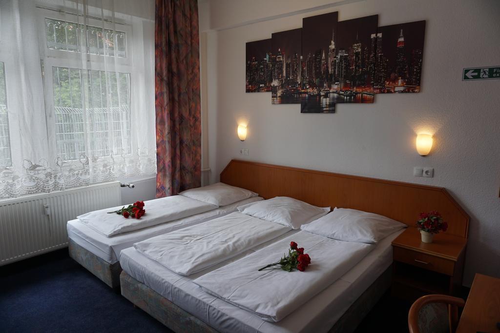 Itm Hotel Oase Hamburg Szoba fotó