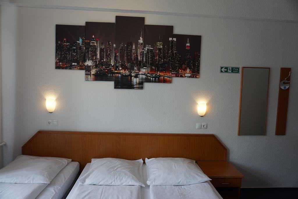 Itm Hotel Oase Hamburg Szoba fotó