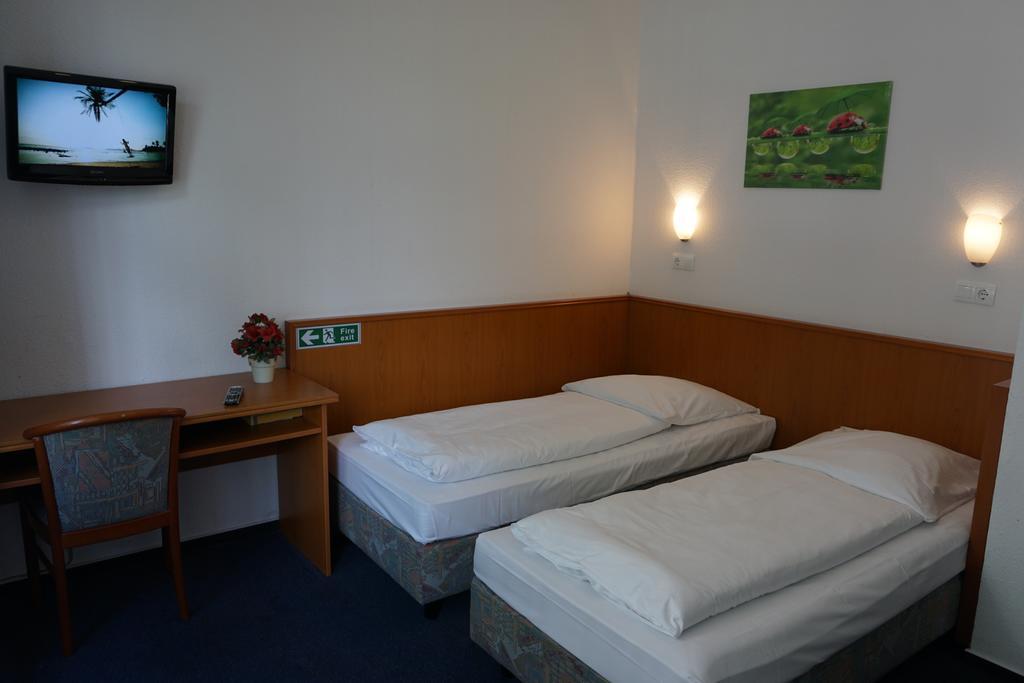 Itm Hotel Oase Hamburg Szoba fotó