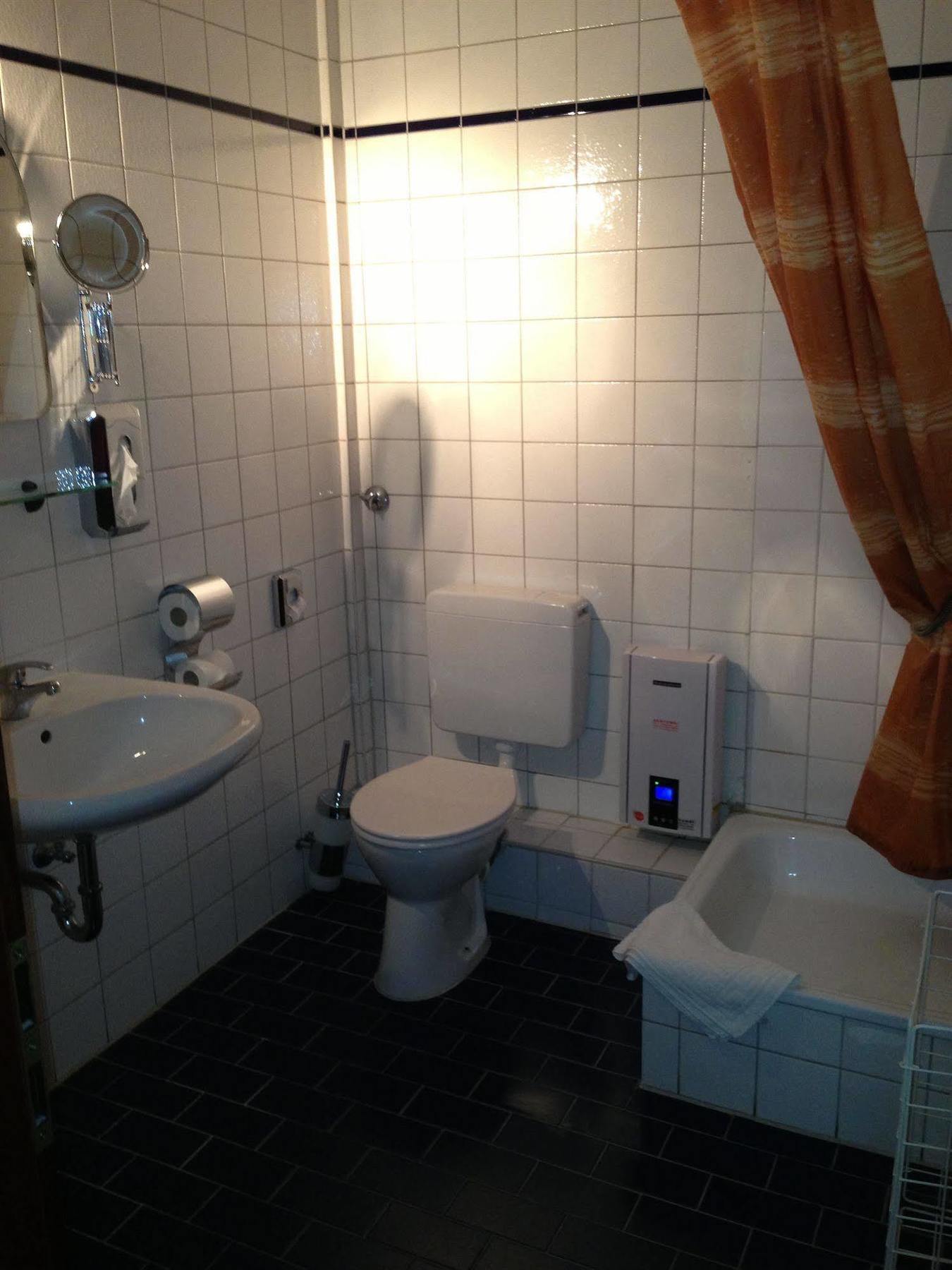 Itm Hotel Oase Hamburg Kültér fotó
