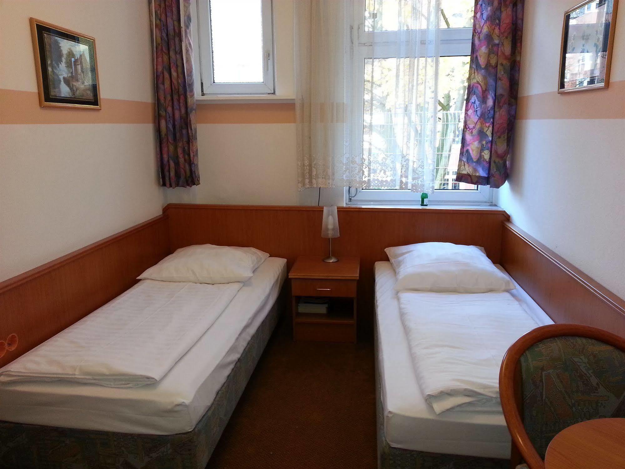 Itm Hotel Oase Hamburg Kültér fotó